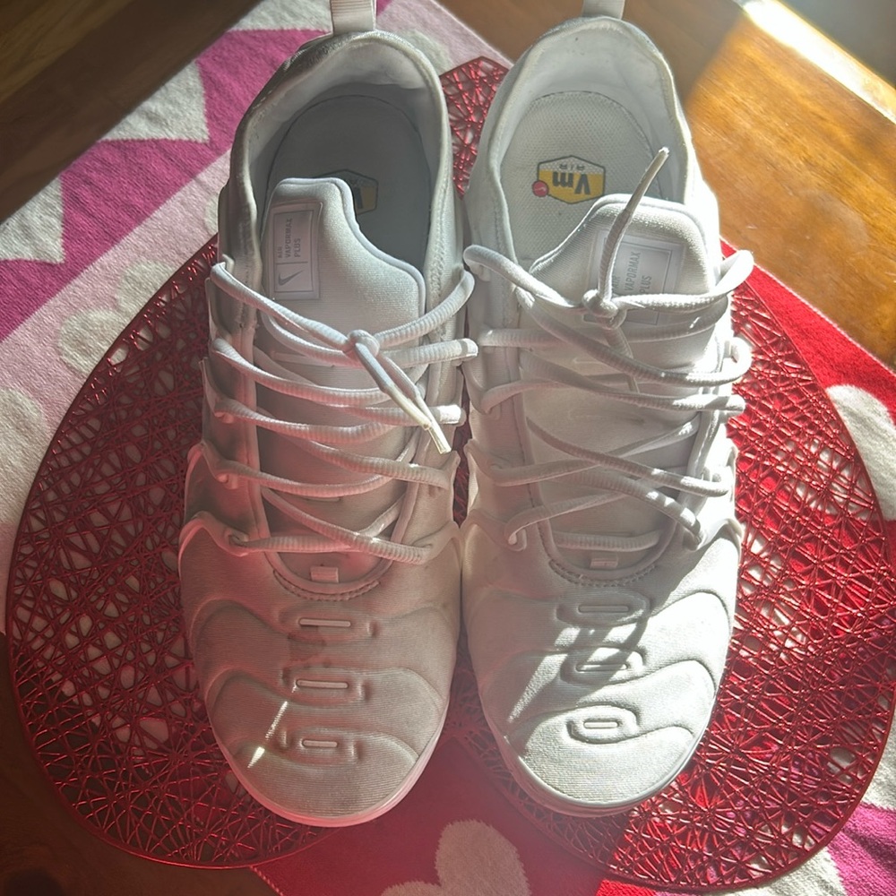 Men’s size 12 air vapor max plus